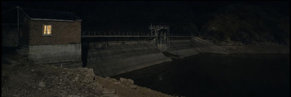 我爸守水库时，夜里总有人在水面喊“开闸”封面